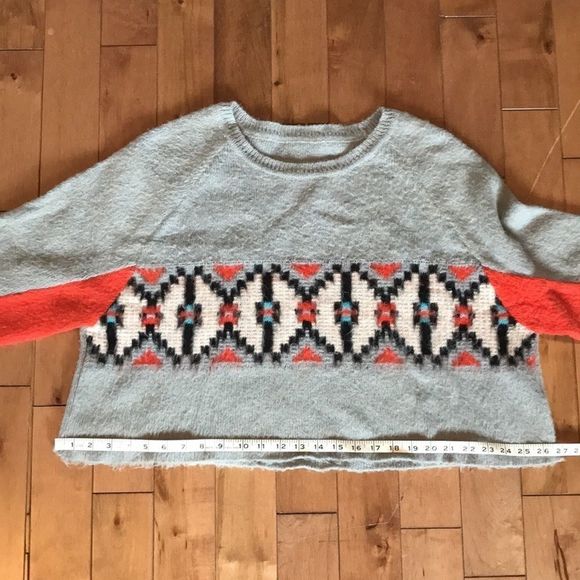 MaxMara Gray and Red Patterned Sweater - Picture 9 of 10